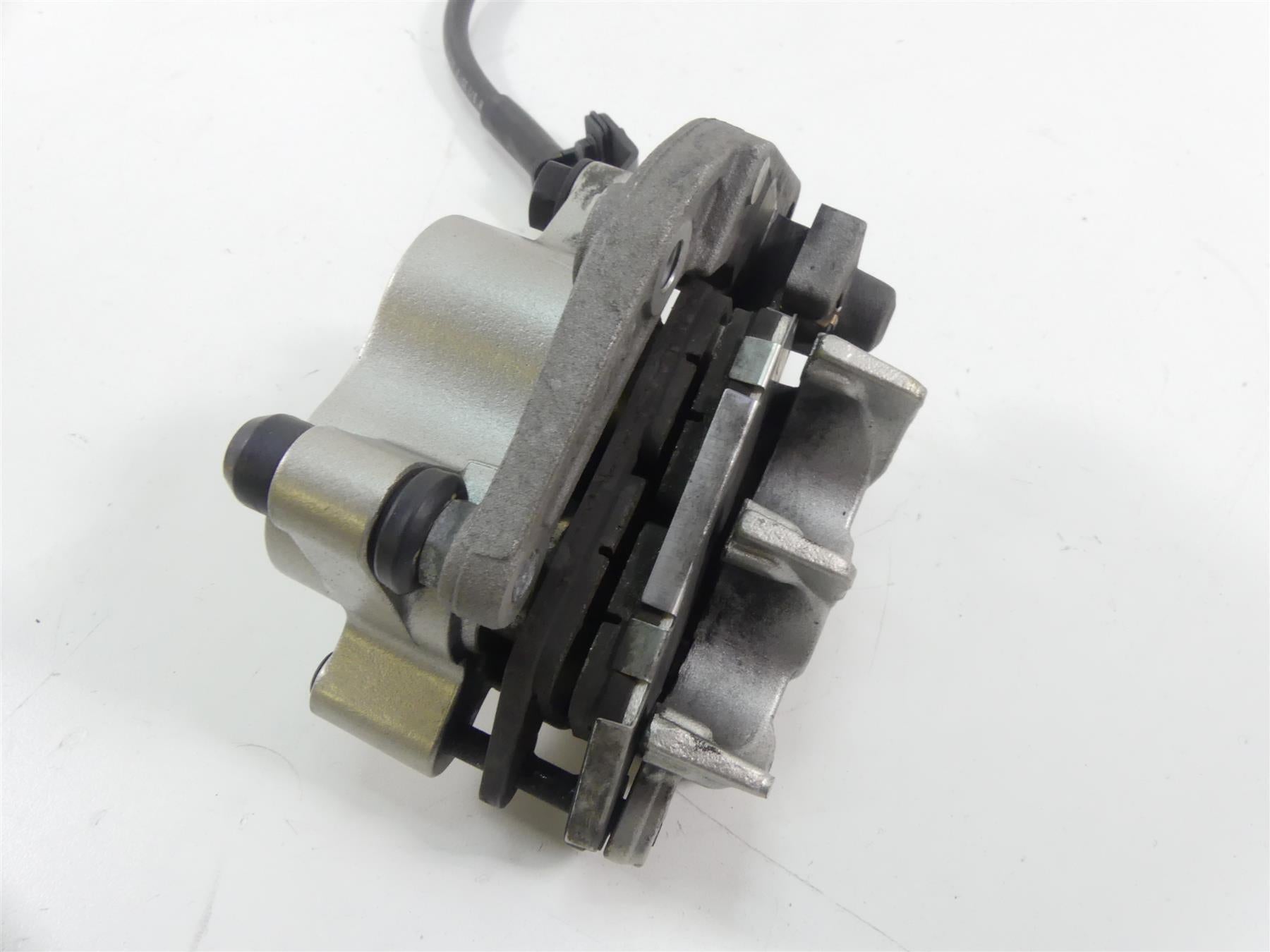 2009 Honda VTX1300 Touring Nissin Front Brake Caliper & Line 45250-MEM-671 {{ shop.shopifyCountryName }} - Mototech271