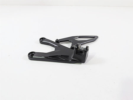 2024 Yamaha YZF R1 RN65 Front Left Rider Footpeg Mount - Read 2CR-27442-00-00 {{ shop.shopifyCountryName }} - Mototech271
