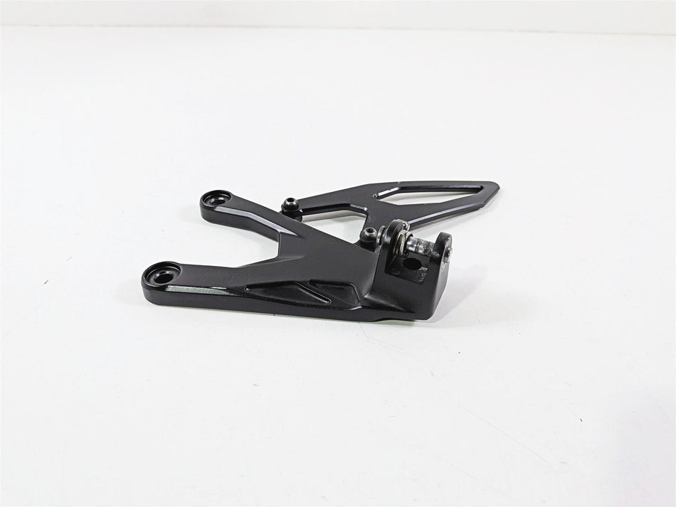 2024 Yamaha YZF R1 RN65 Front Left Rider Footpeg Mount - Read 2CR-27442-00-00 {{ shop.shopifyCountryName }} - Mototech271