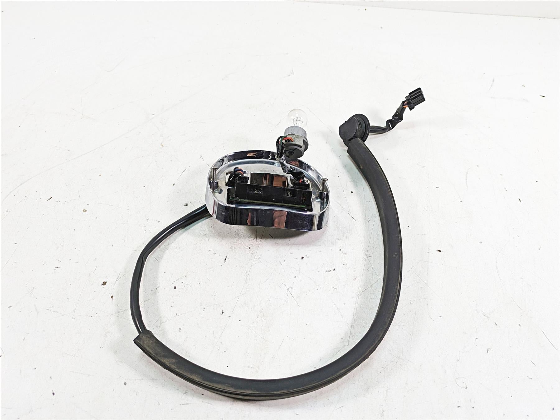 2007 Harley Sportster XL1200 C Tail Light Base + Wiring - For Parts 68066-99A {{ shop.shopifyCountryName }} - Mototech271