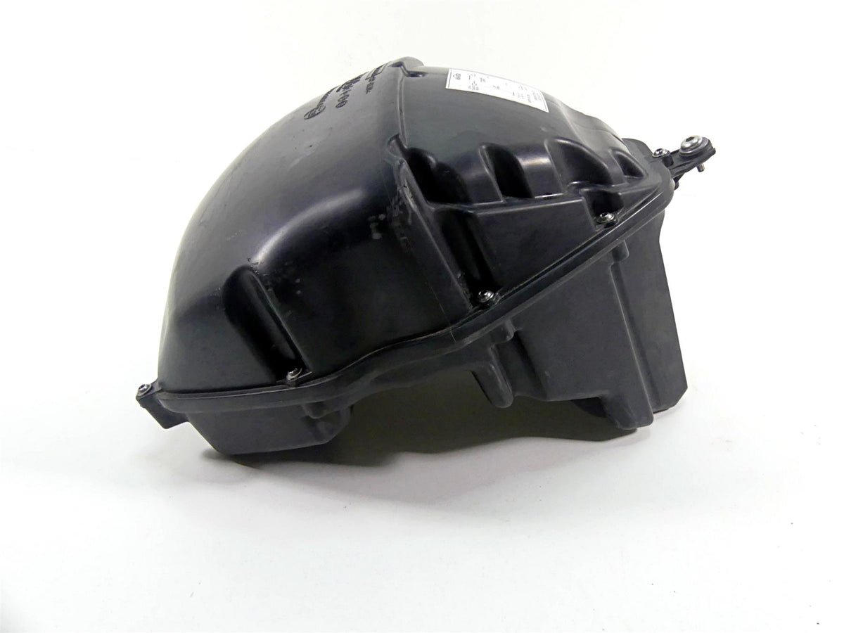 2022 Triumph Speed Triple 1200 RS Air Cleaner Breather Filter Box T2205677 {{ shop.shopifyCountryName }} - Mototech271