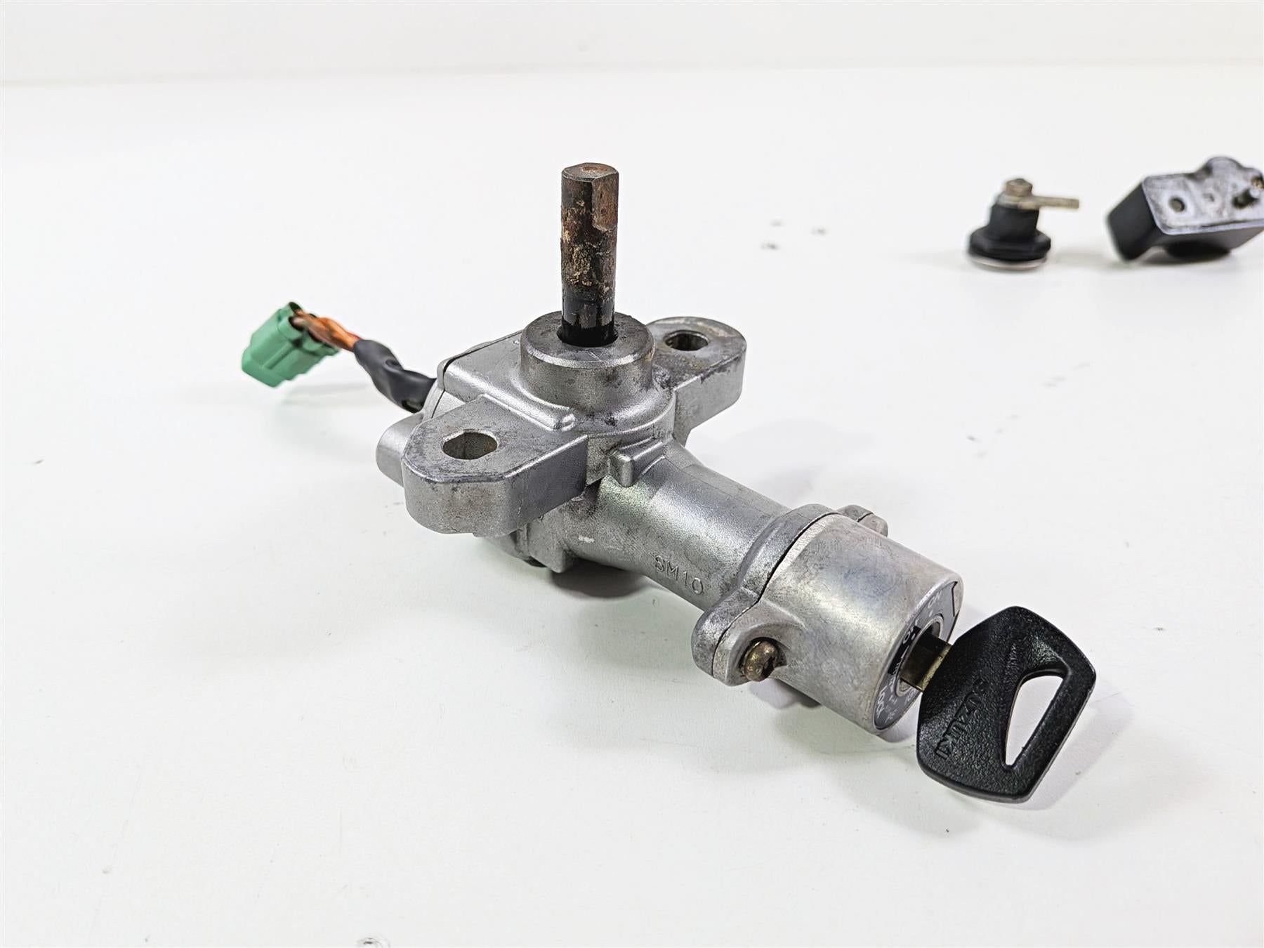 2005 Suzuki VZ800 M50 Boulevard Ignition Switch Key Lock Set - Read 37100-41880 {{ shop.shopifyCountryName }} - Mototech271