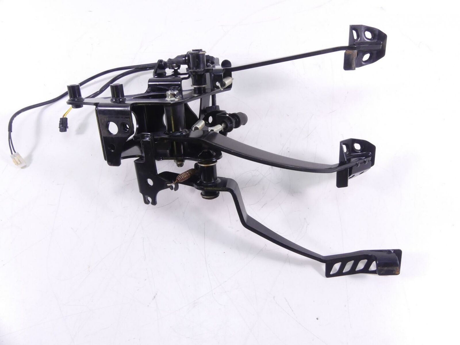 2016 Yamaha YXZ1000 R EPS SE Foot Brake Clutch Accalerate Pedal Set 2HC-F2548 {{ shop.shopifyCountryName }} - Mototech271