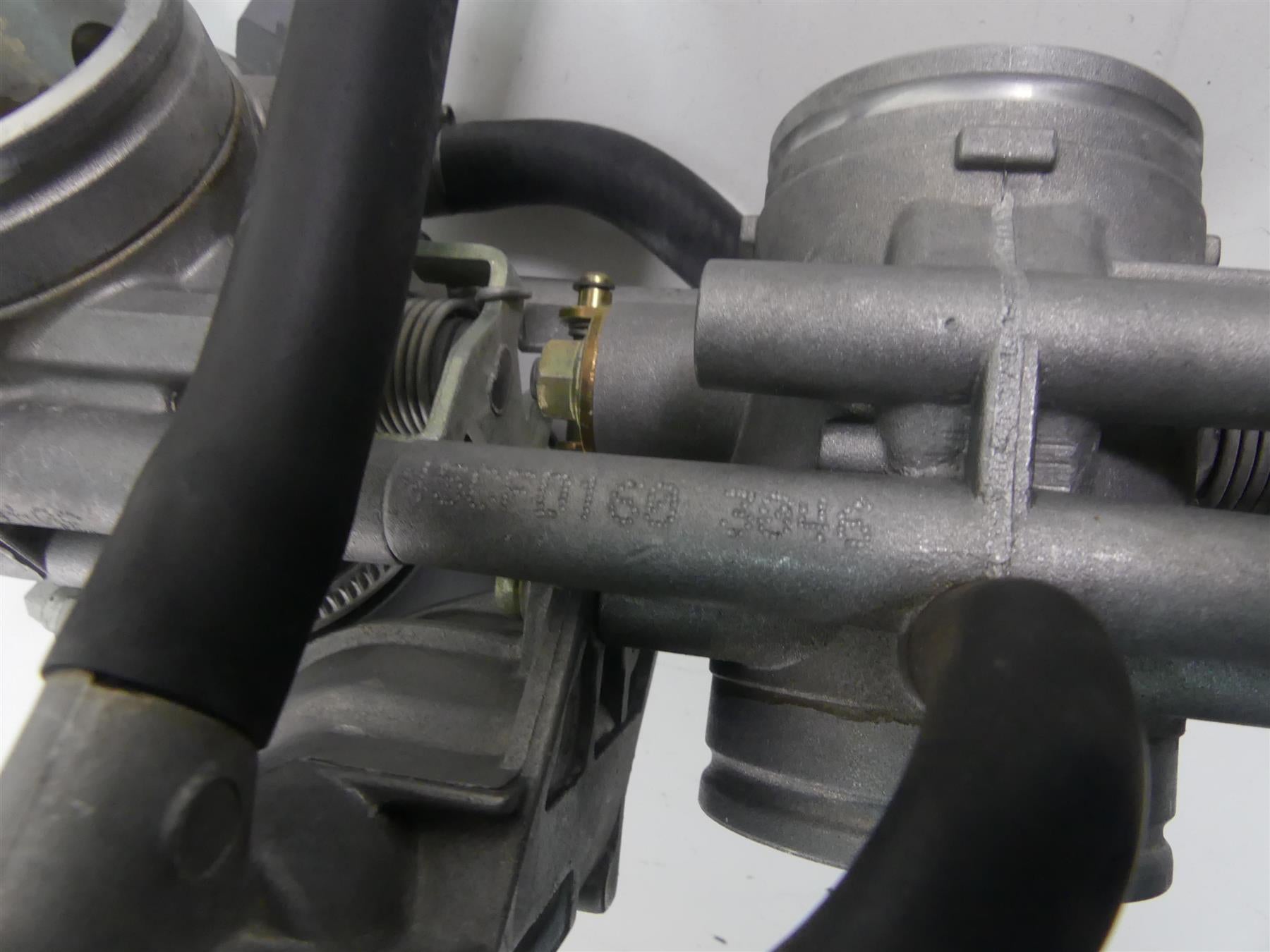 2007 Ducati Sport Classic GT1000 Throttle Body Fuel Injection 28240731B {{ shop.shopifyCountryName }} - Mototech271