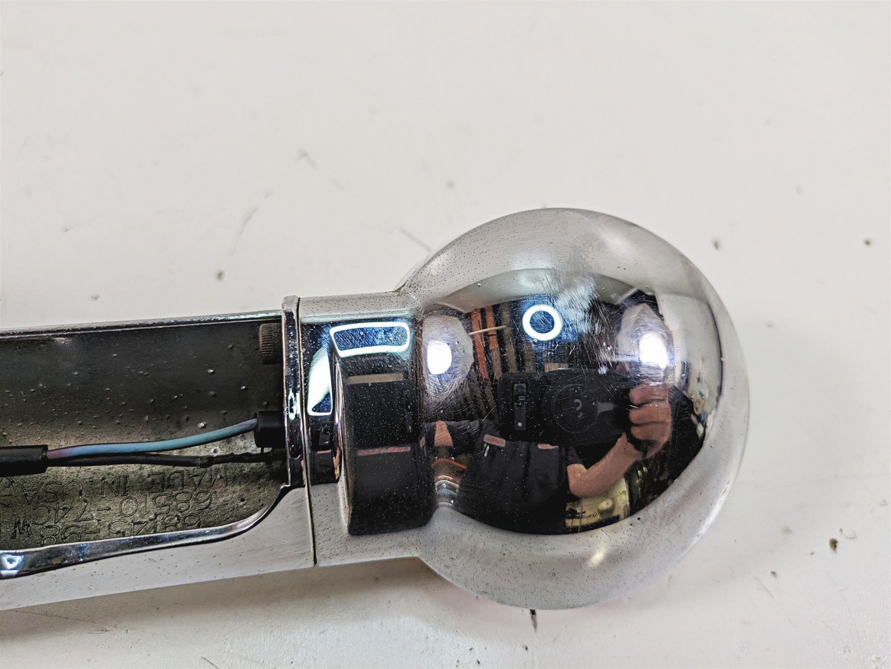 2005 Harley Touring FLHTCUI Electra Glide Rear Blinker Turn Signal Bar 68510-74C {{ shop.shopifyCountryName }} - Mototech271