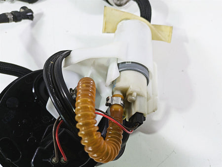 2012 BMW R1200R K27 Fuel Gas Petrol Pump - Tested 16147708071 {{ shop.shopifyCountryName }} - Mototech271