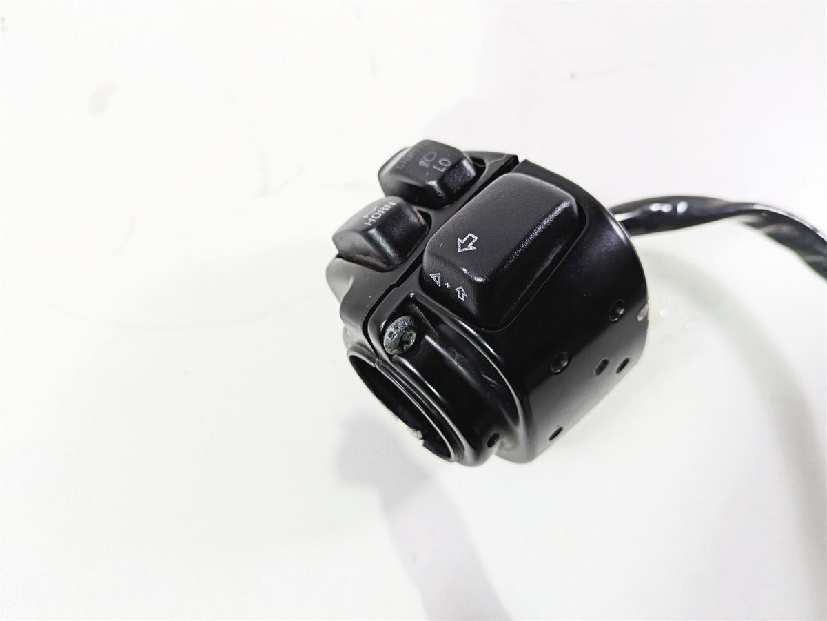 2011 Harley FXDC Dyna Super Glide Left Hand Control Switch - Read 71682-06A {{ shop.shopifyCountryName }} - Mototech271