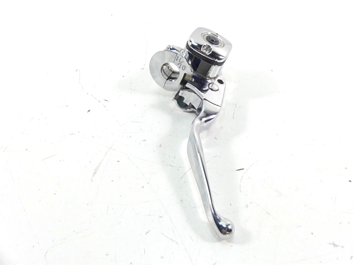 2006 Harley Touring FLHTCU SE E-Glide Front Brake Master Cylinder 11/16 46431-05 {{ shop.shopifyCountryName }} - Mototech271
