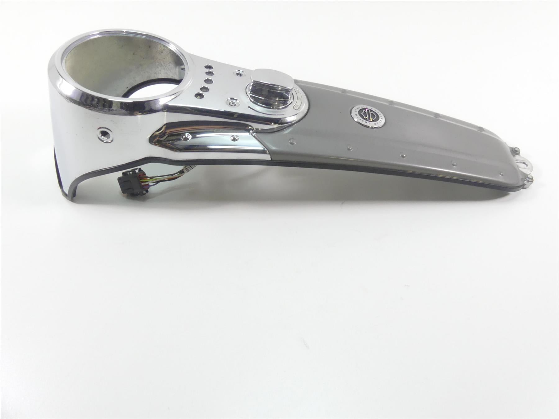 2009 Harley Dyna FXDF SE CVO Fat Bob Tank Console Speedo Dash Cover 61715-09 {{ shop.shopifyCountryName }} - Mototech271