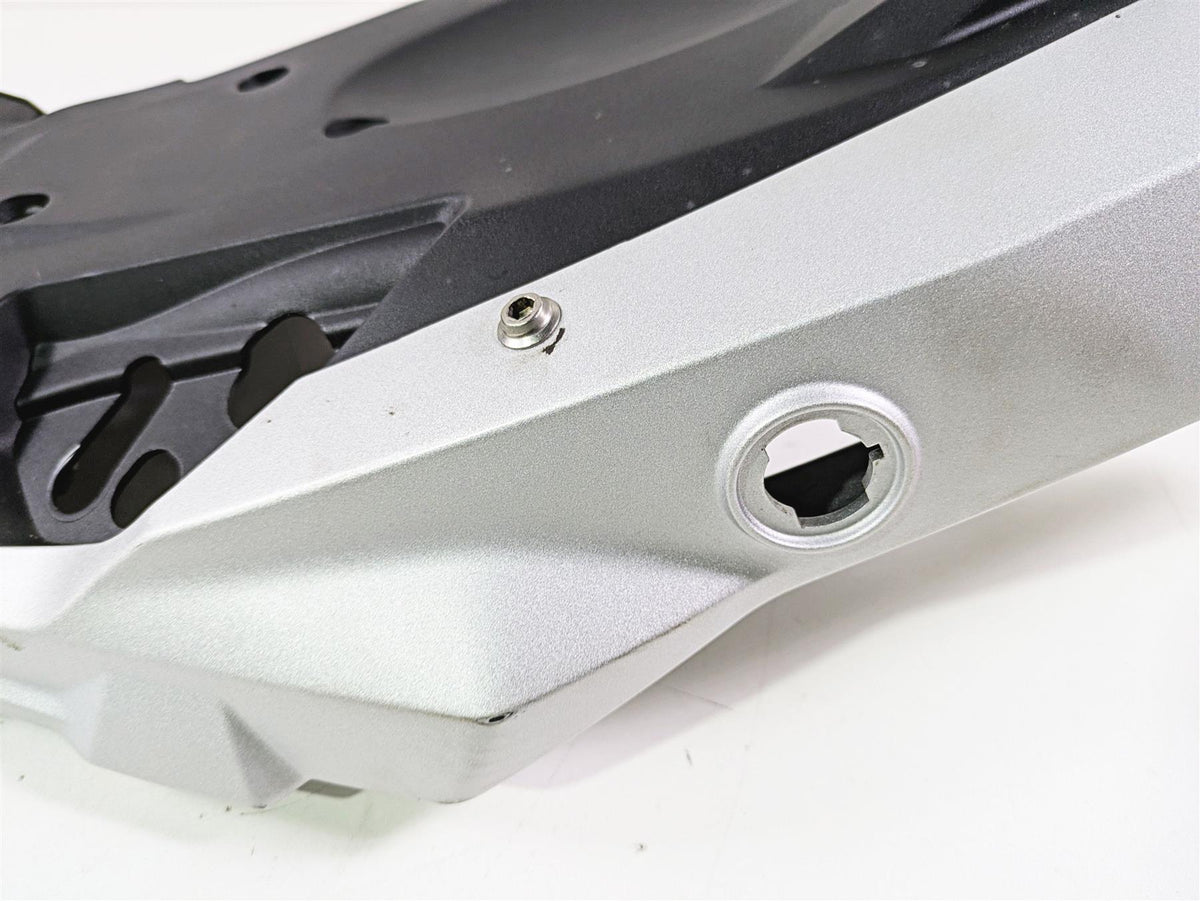 2019 BMW G310GS K02 Rear Tail Fairing Cover Plate Holder Set 46638388628 {{ shop.shopifyCountryName }} - Mototech271