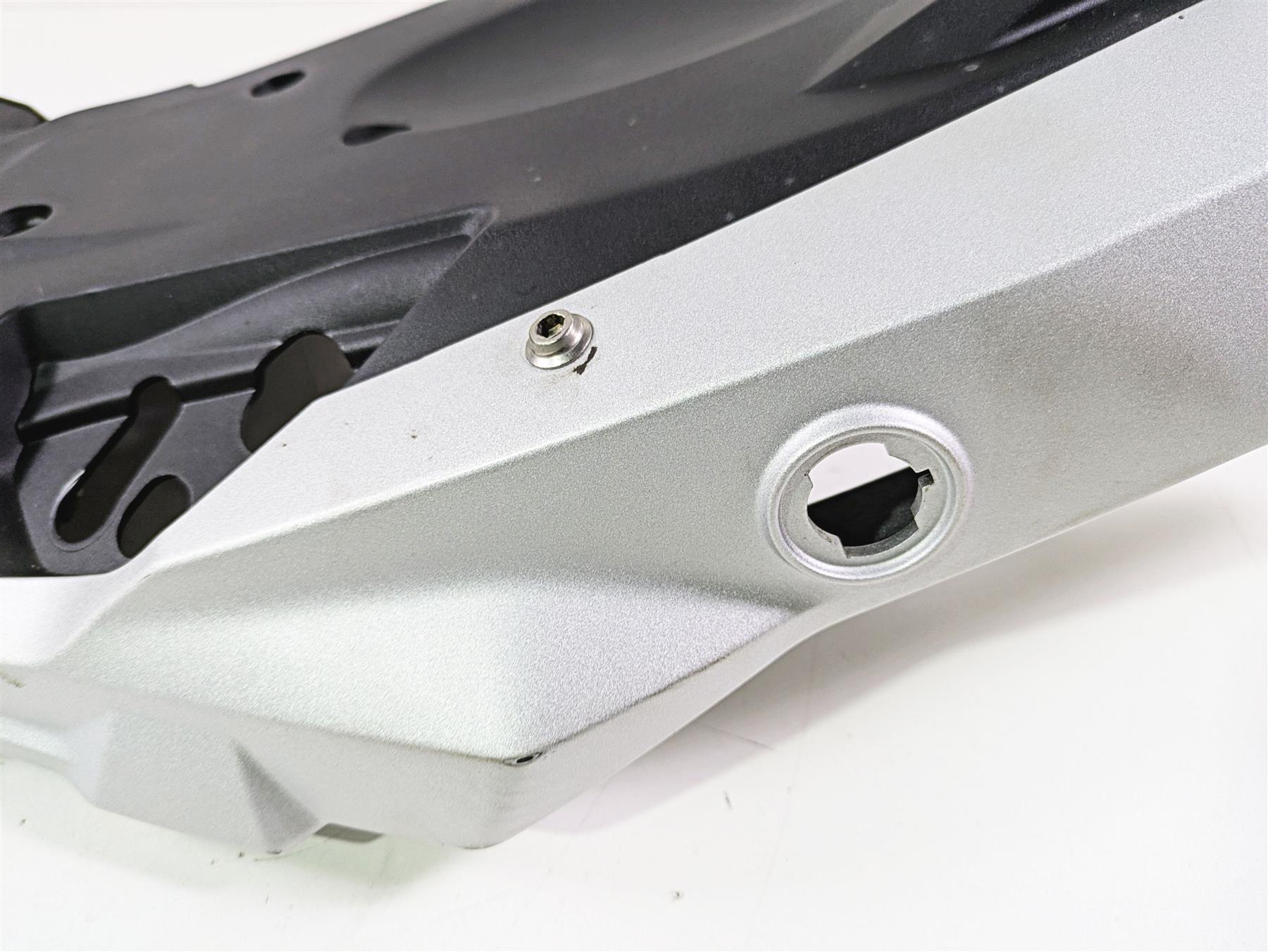 2019 BMW G310GS K02 Rear Tail Fairing Cover Plate Holder Set 46638388628 {{ shop.shopifyCountryName }} - Mototech271