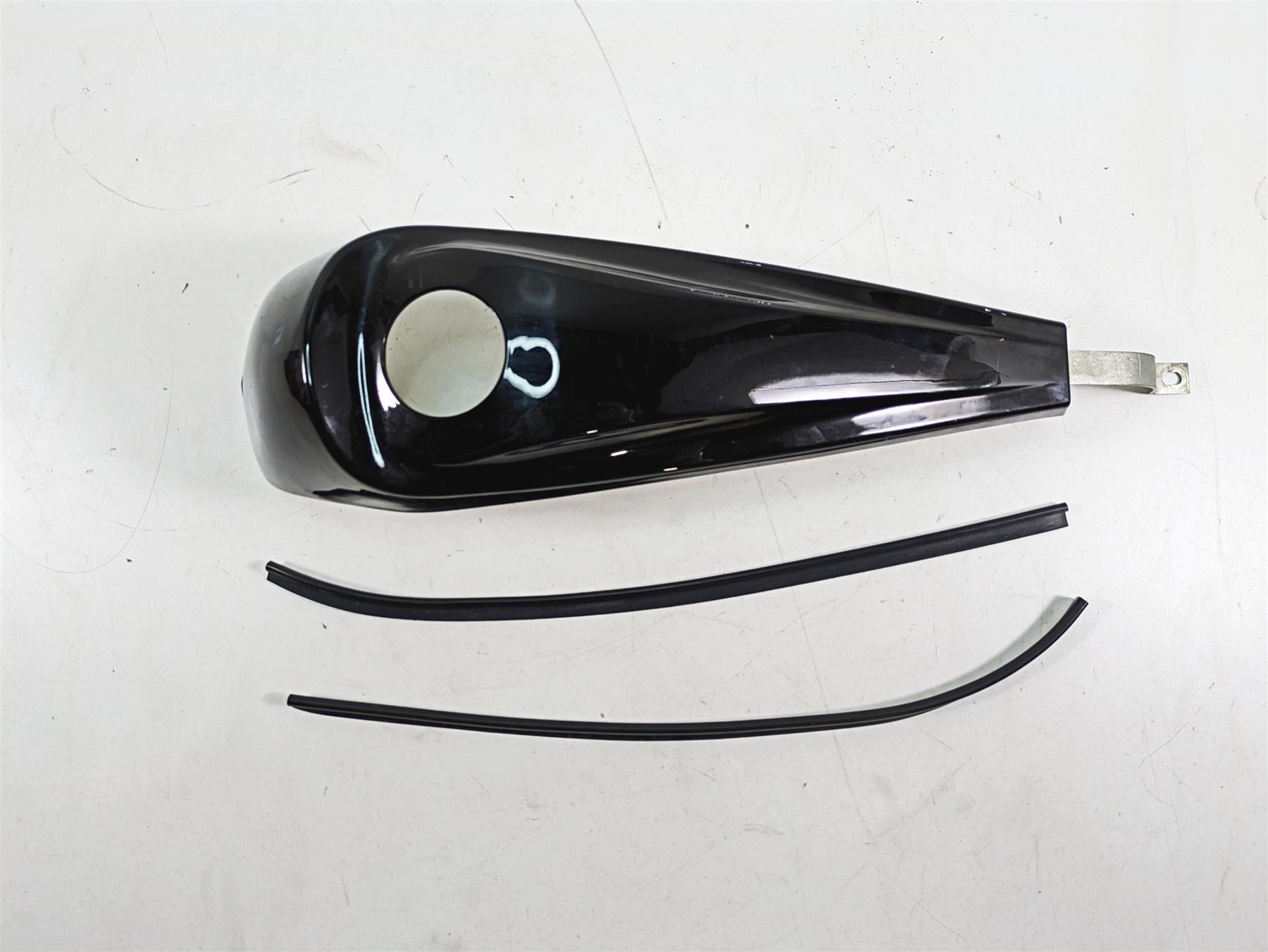 2019 Harley Touring FLHX Street Glide Smooth Dash Aftermarket Tank Cover {{ shop.shopifyCountryName }} - Mototech271