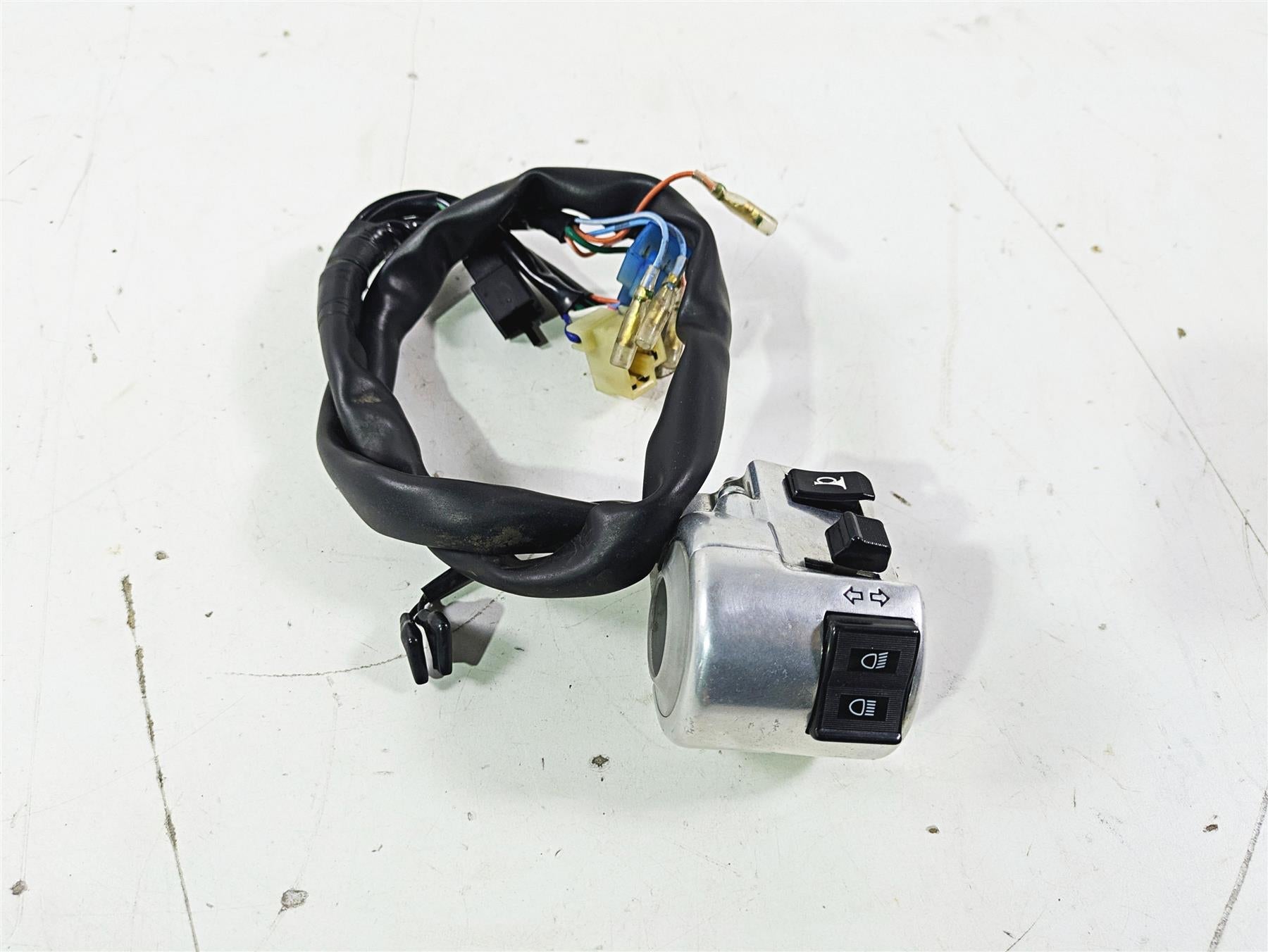 2002 Honda V-Twin VTX1800 C Left Hand Start Stop Control Switch 35020-MCH-000 {{ shop.shopifyCountryName }} - Mototech271