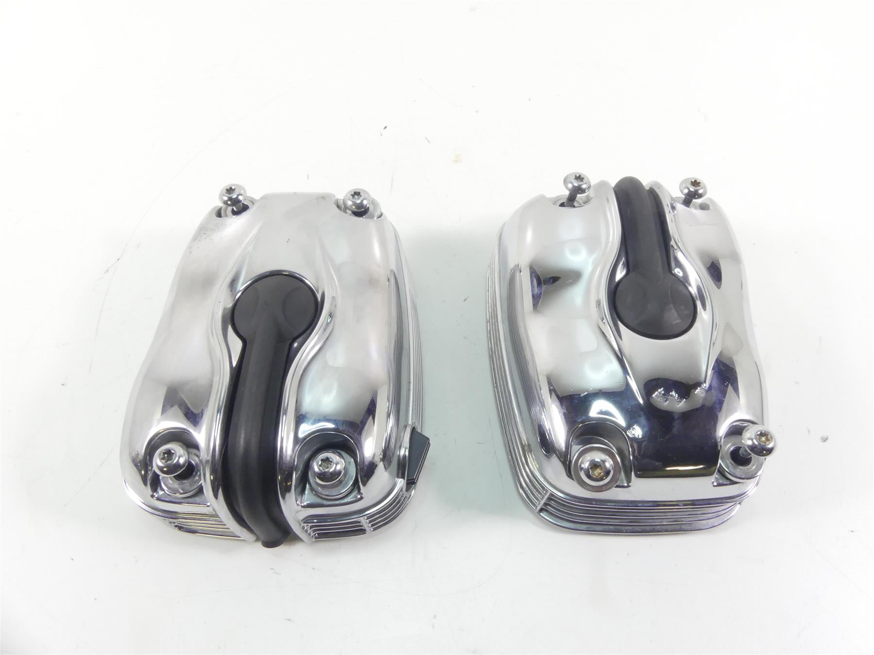 2003 BMW R1200 CL K30 Chrome Cylinderhead Valve Cover Set 7670168 7670167 {{ shop.shopifyCountryName }} - Mototech271