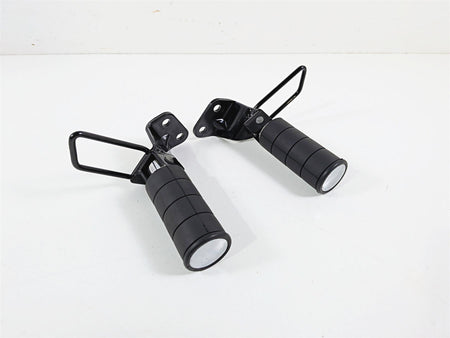2005 Suzuki VZ800 M50 Boulevard Passenger Footpeg Set 43600-39G00 43700-39G00 {{ shop.shopifyCountryName }} - Mototech271