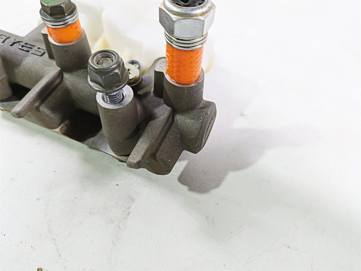 2023 Polaris RZR1000 XP 4 Premium Main Brake Master Cylinder 1911982 {{ shop.shopifyCountryName }} - Mototech271
