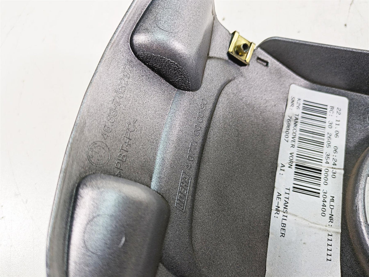 2007 BMW R1200RT K26 Center Tank Cover Fairing Cover 46637681150 46637682975 {{ shop.shopifyCountryName }} - Mototech271