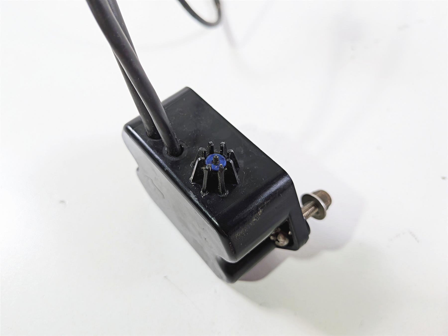 2009 Yamaha Waverunner FX1800 Cruiser Compass Depth Sensor F1X-U8K22-01 {{ shop.shopifyCountryName }} - Mototech271