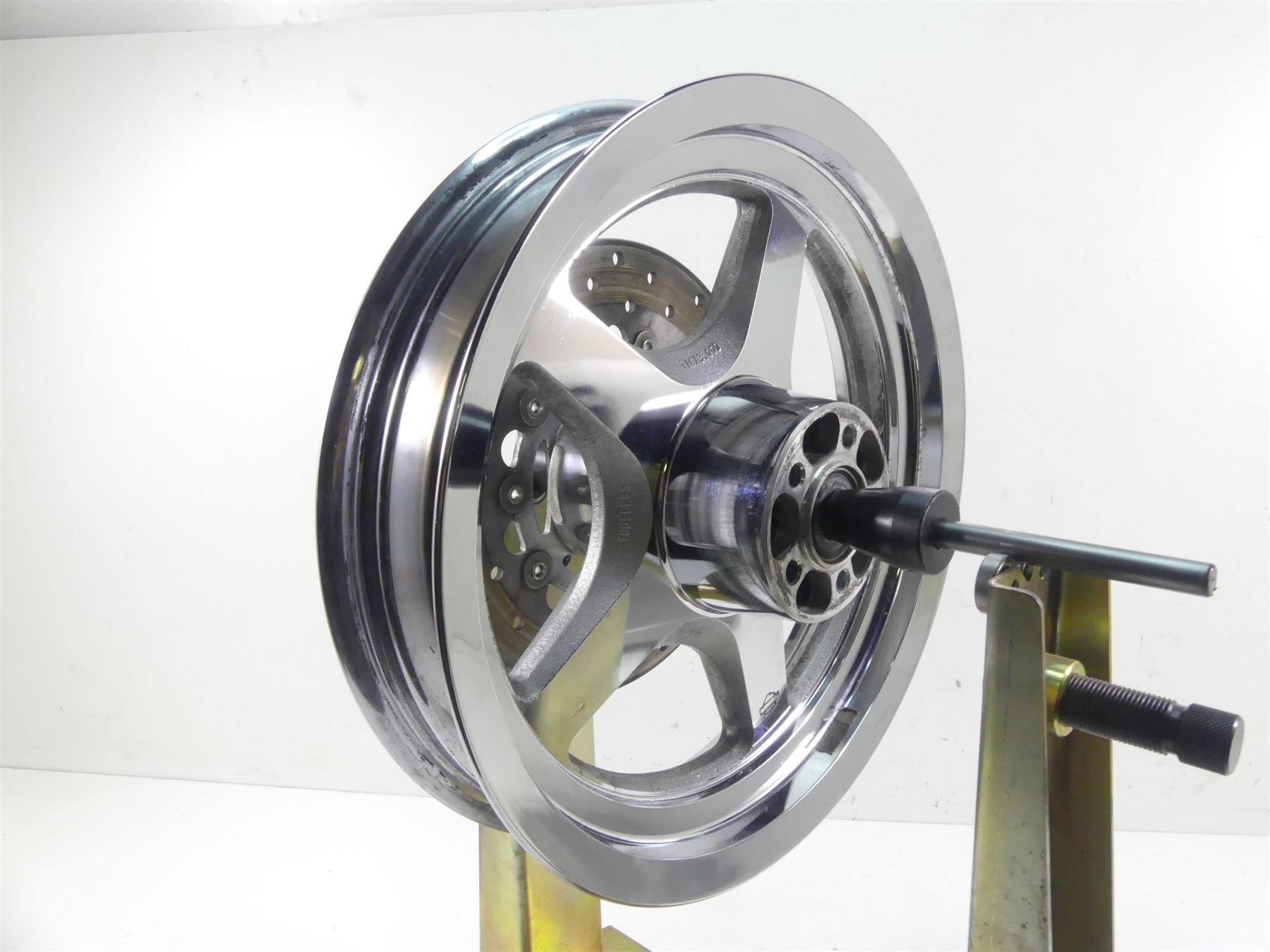 2005 Harley Touring CVO FLHTC SE Electra Glide Rear Wheel Rim 16x3 43846-02A {{ shop.shopifyCountryName }} - Mototech271