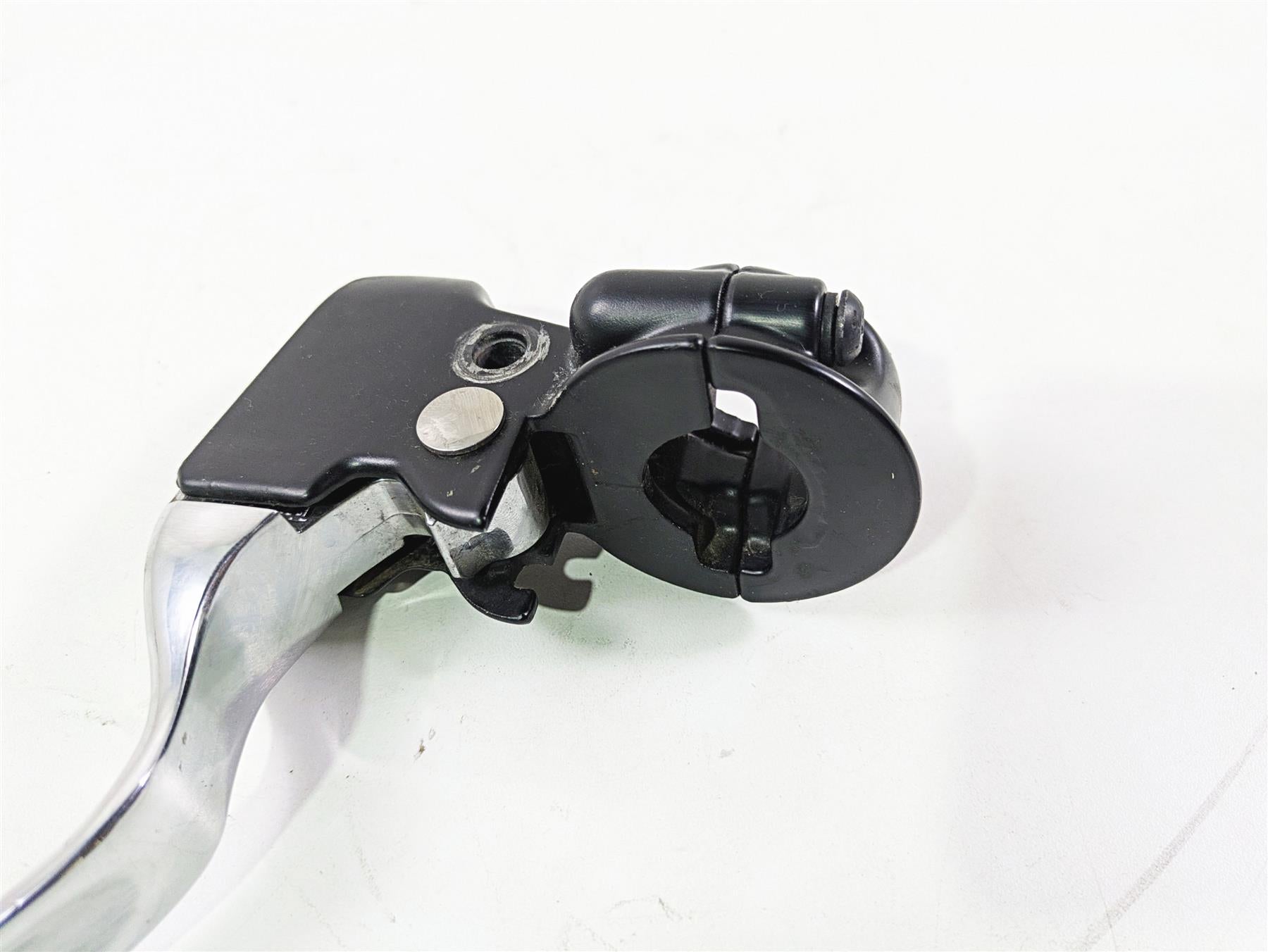 2017 Harley Softail Heritage Classic FLSTC Clutch Perch & Lever 38700-08A {{ shop.shopifyCountryName }} - Mototech271