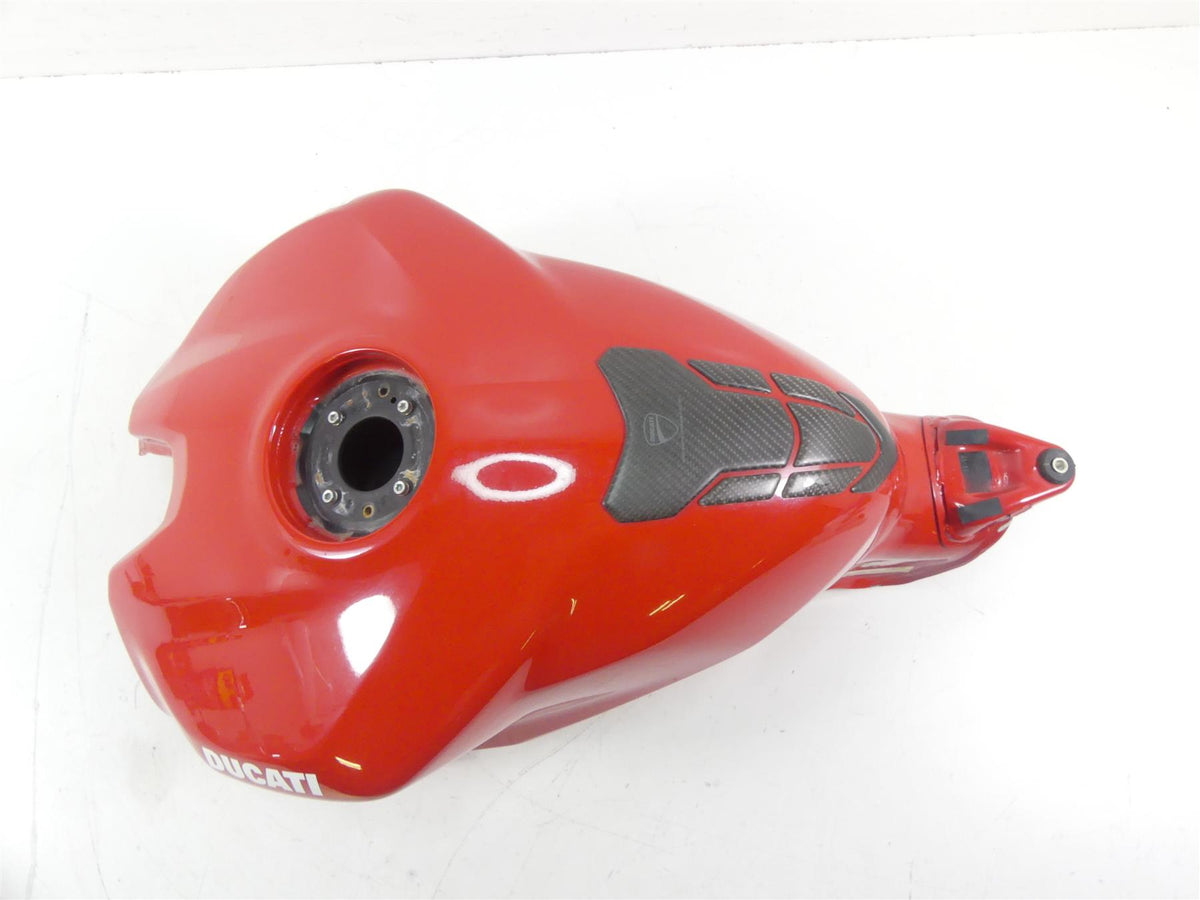 2020 Ducati Panigale V2 Fuel Gas Petrol Tank - Nice - No Dents 58612931AB {{ shop.shopifyCountryName }} - Mototech271