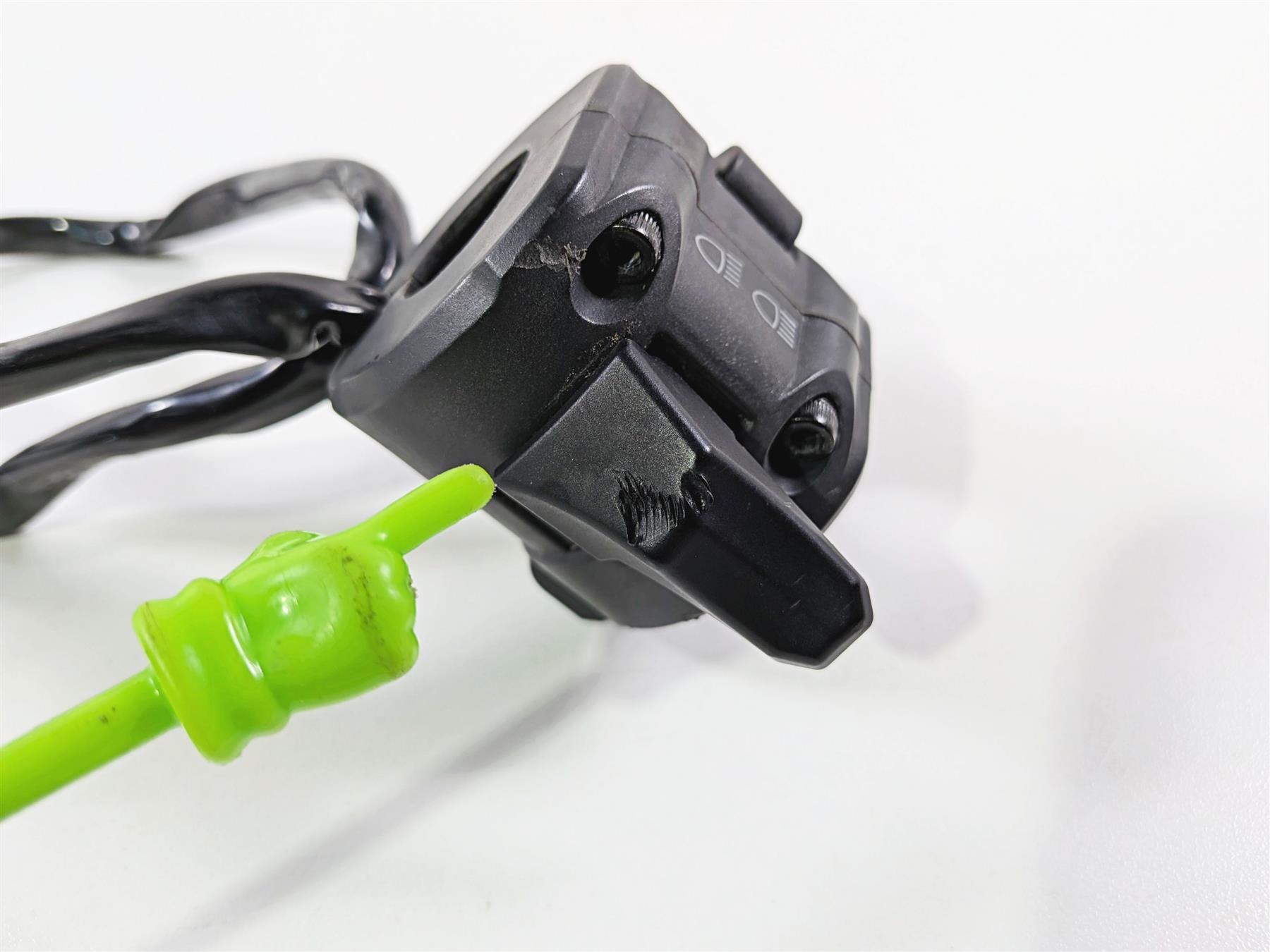 2019 Ducati 959 Panigale Left Hand Turn Signal Control Switch - Read 65110132A {{ shop.shopifyCountryName }} - Mototech271