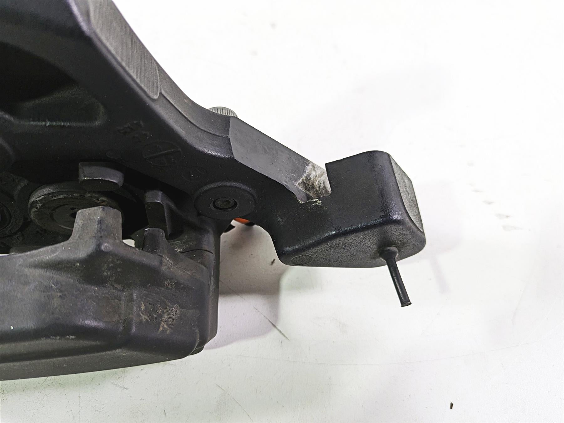 2017 Harley Touring FLTRXS Road Glide Rear Brake Caliper & Bracket 44080-08C {{ shop.shopifyCountryName }} - Mototech271