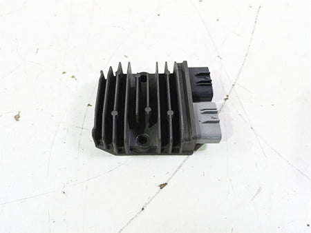 2017 Ducati Monster 1200 S Rectifier Voltage Regulator 54040321A SH821AA {{ shop.shopifyCountryName }} - Mototech271