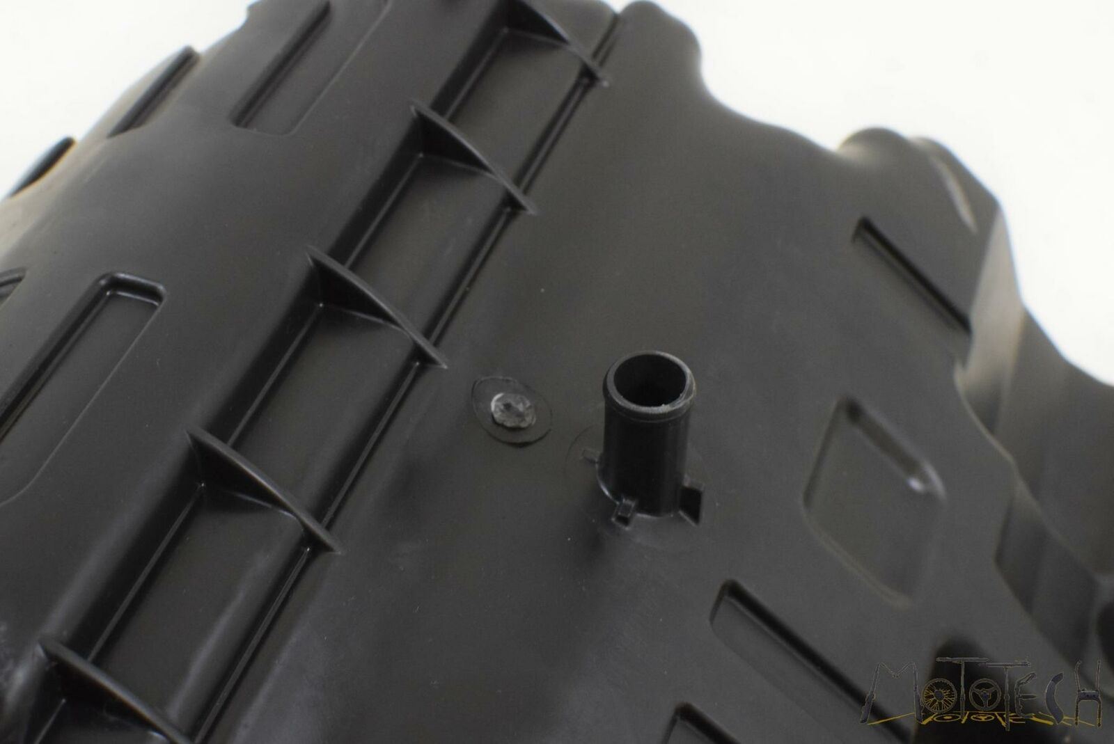 2016 Yamaha MT09 FZ09 Air Cleaner Breather Filter Box Assembly 90110-06388-00 {{ shop.shopifyCountryName }} - Mototech271