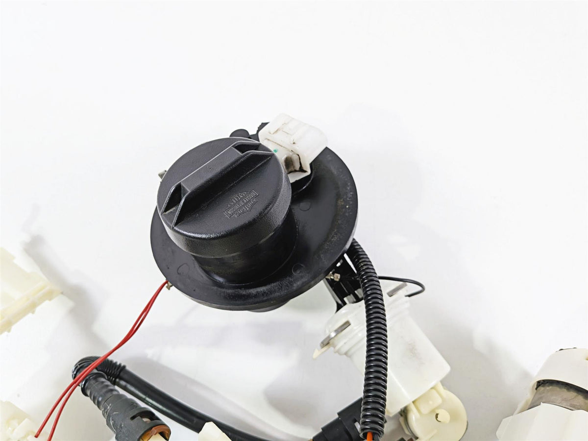 2016 Harley Touring FLHX Street Glide Fuel Gas Pump & Sending Unit 62908-08 {{ shop.shopifyCountryName }} - Mototech271