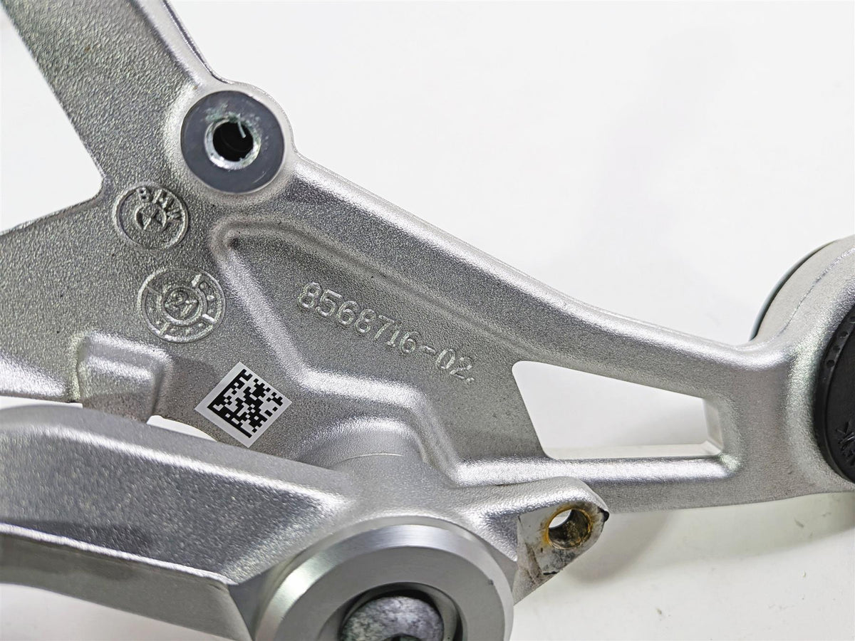 2022 BMW S1000RR K67 Left Right Rizoma Foot Peg Set & Mounts 46718568715-Mototech271