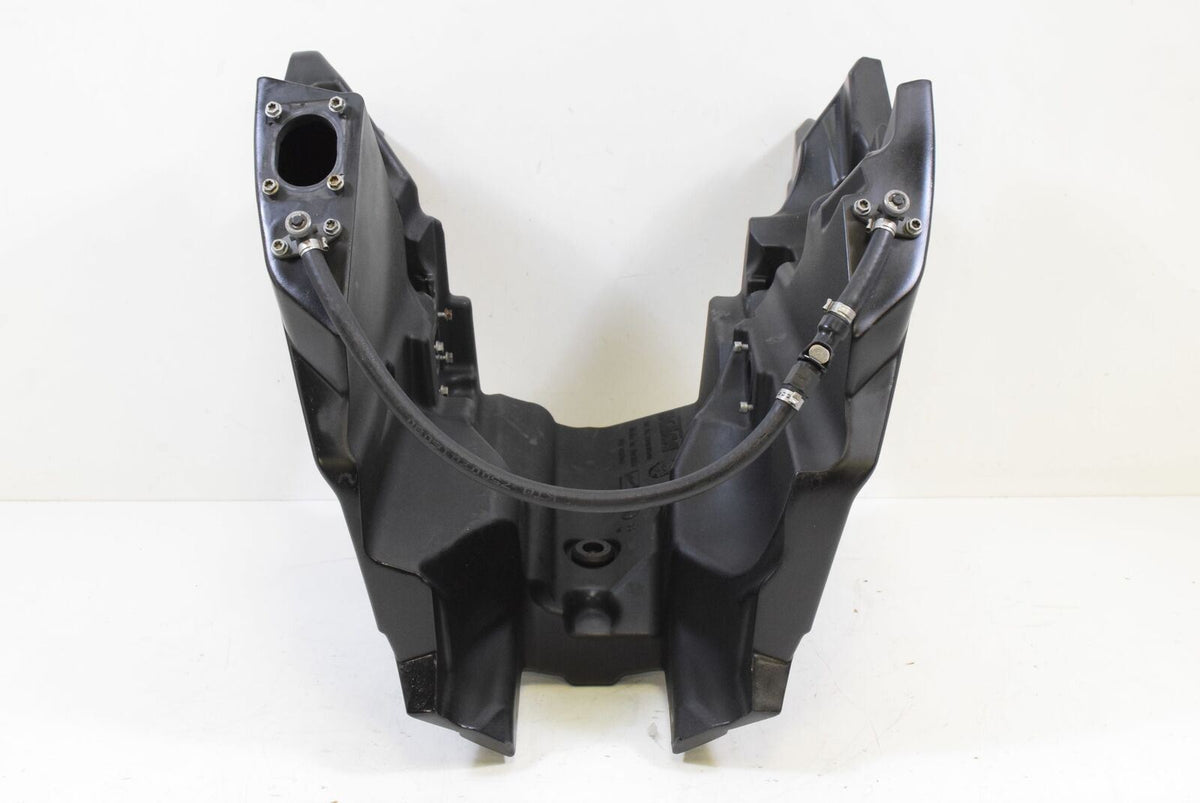 2008 KTM 690 Supermoto R LC4 Fuel Gas Petrol Tank Reservoir 7500701304433A {{ shop.shopifyCountryName }} - Mototech271