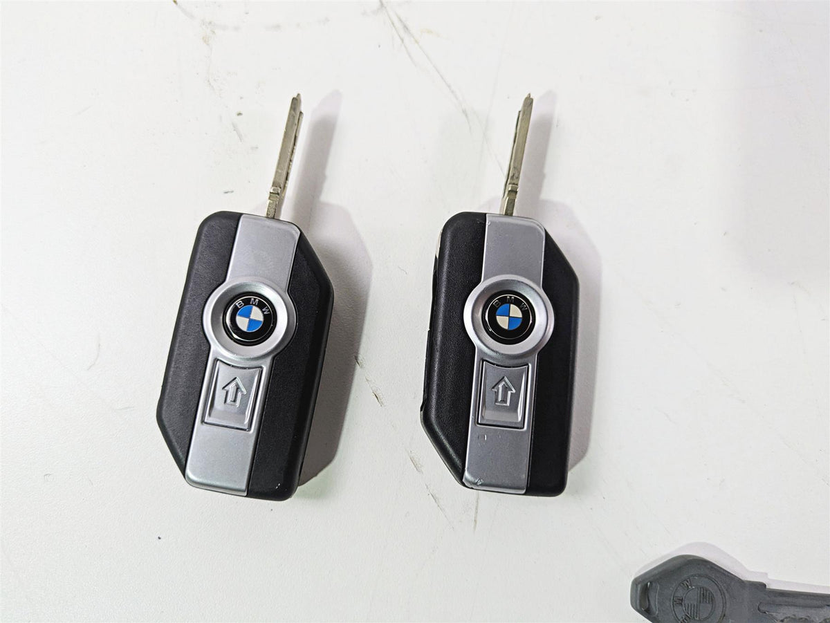 2015 BMW R1200 GS Adv K51 Cdi Handsfree Ignition Switch Key Lock Set 8546129 {{ shop.shopifyCountryName }} - Mototech271