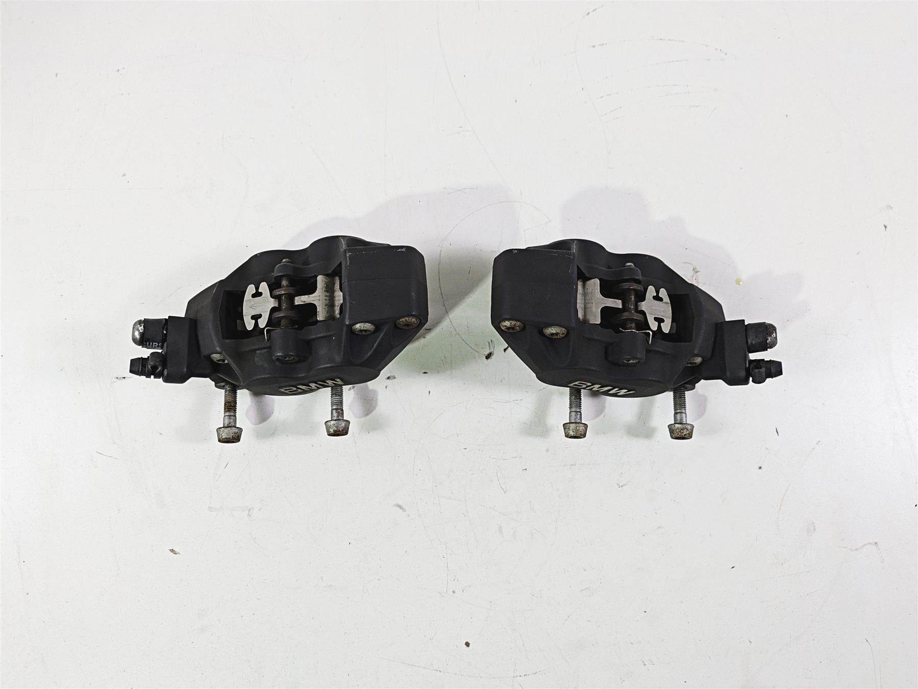 2009 BMW R1200RT K26 Brembo Front Brake Caliper Set 34117711438 34117711439 {{ shop.shopifyCountryName }} - Mototech271