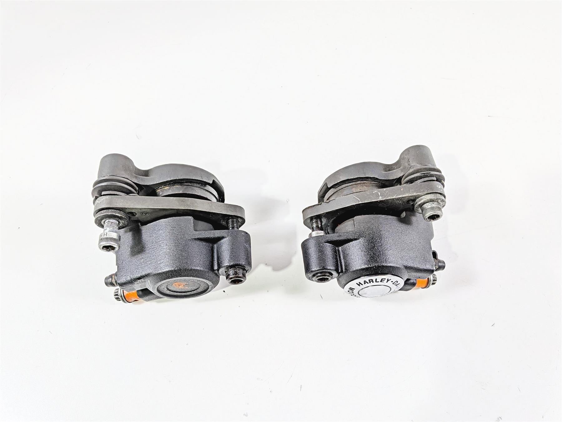 1993 Harley Touring FLHTCU Electra Glide Front Brake Caliper Set 44023-83C {{ shop.shopifyCountryName }} - Mototech271