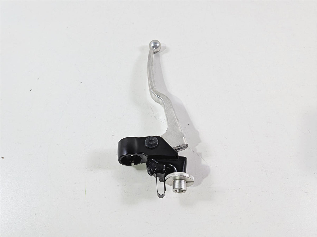 2025 Yamaha YZF R7 Nice Clutch Perch & Straight Lever 2C0-82910-02-00 {{ shop.shopifyCountryName }} - Mototech271