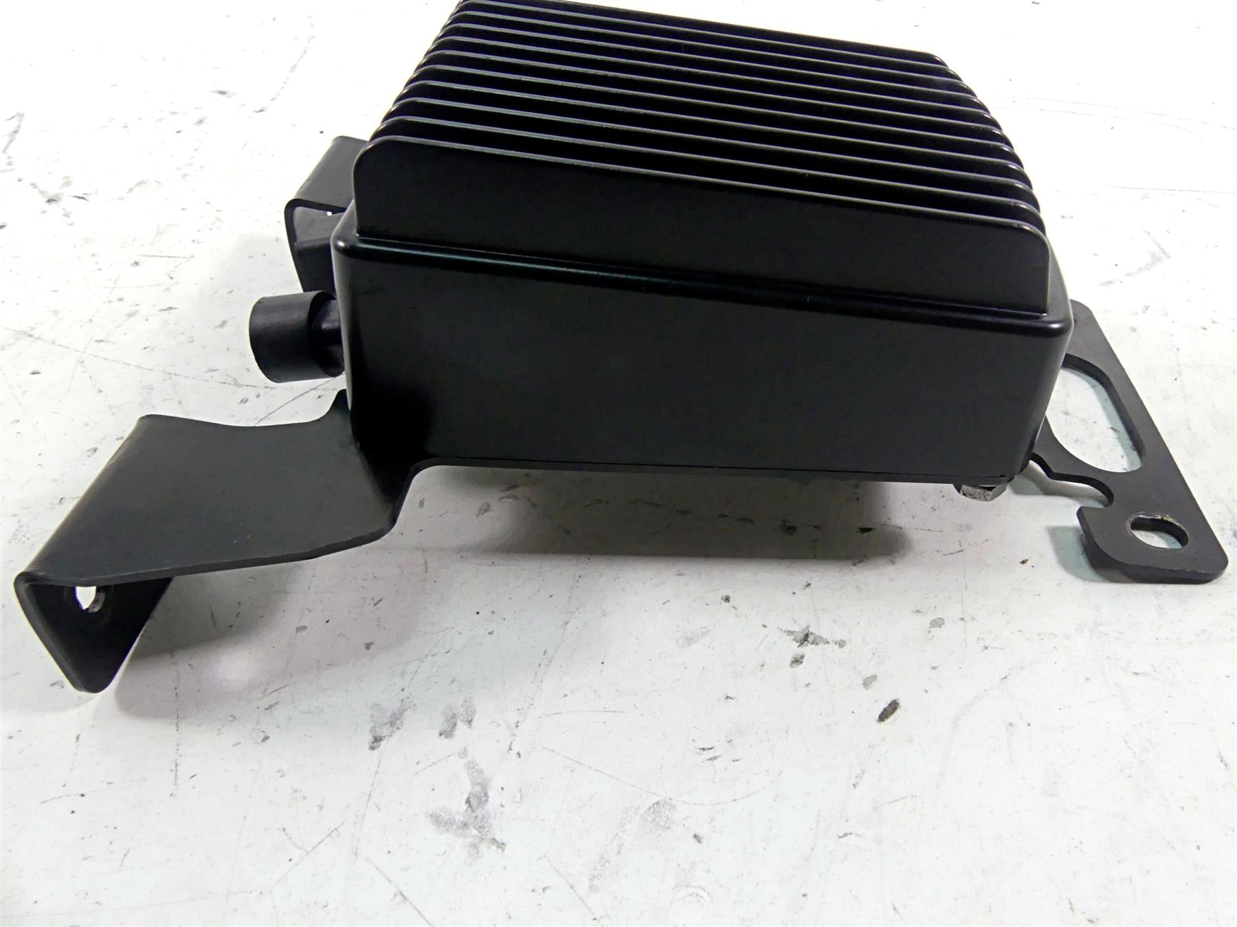 2015 Harley Touring FLHXS Street Glide Rectifier Voltage Regulator 74505-09A {{ shop.shopifyCountryName }} - Mototech271