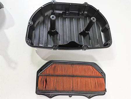 2024 Suzuki GSXR 600 Air Box Cleaner Breather Filter 13720-14J01 {{ shop.shopifyCountryName }} - Mototech271