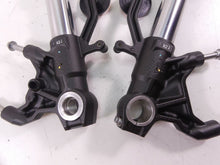 Load image into Gallery viewer, 2018 Kawasaki ZX6R ZX636 Ninja Straight Showa Front Fork Damper Set K211-30-R | Mototech271
