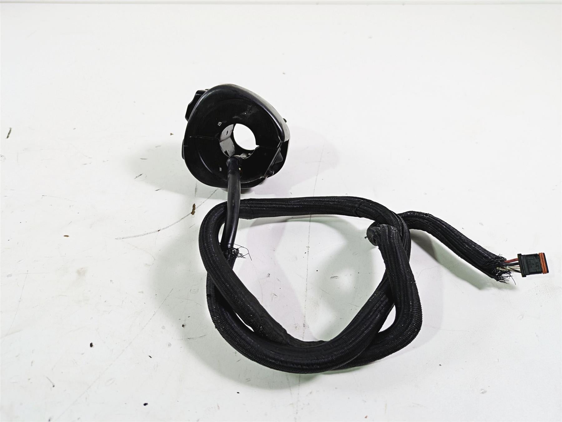 2016 Harley FXDL Dyna Low Rider Left Hand Control Switch - Read 71500372 {{ shop.shopifyCountryName }} - Mototech271