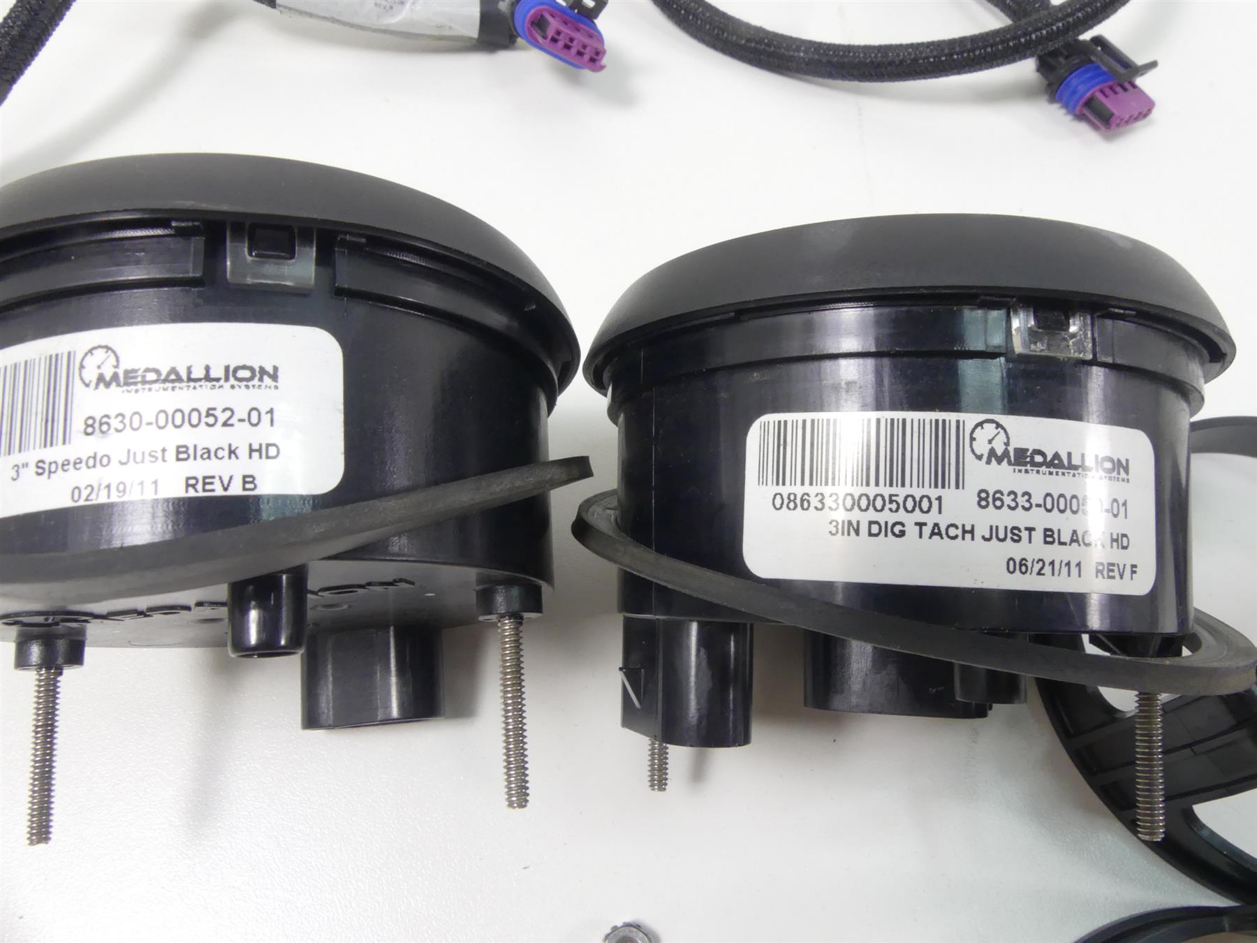 2004 Harley FLHTC SE CVO Electra Glide Medallion Speedometer Gauges 47K Set 8630 {{ shop.shopifyCountryName }} - Mototech271