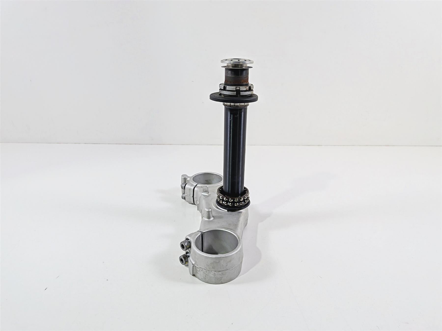 2016 Aprilia RSV 1100 Tuono V4 Factory Lower Triple Tree Steering Clamp 2B001680 {{ shop.shopifyCountryName }} - Mototech271