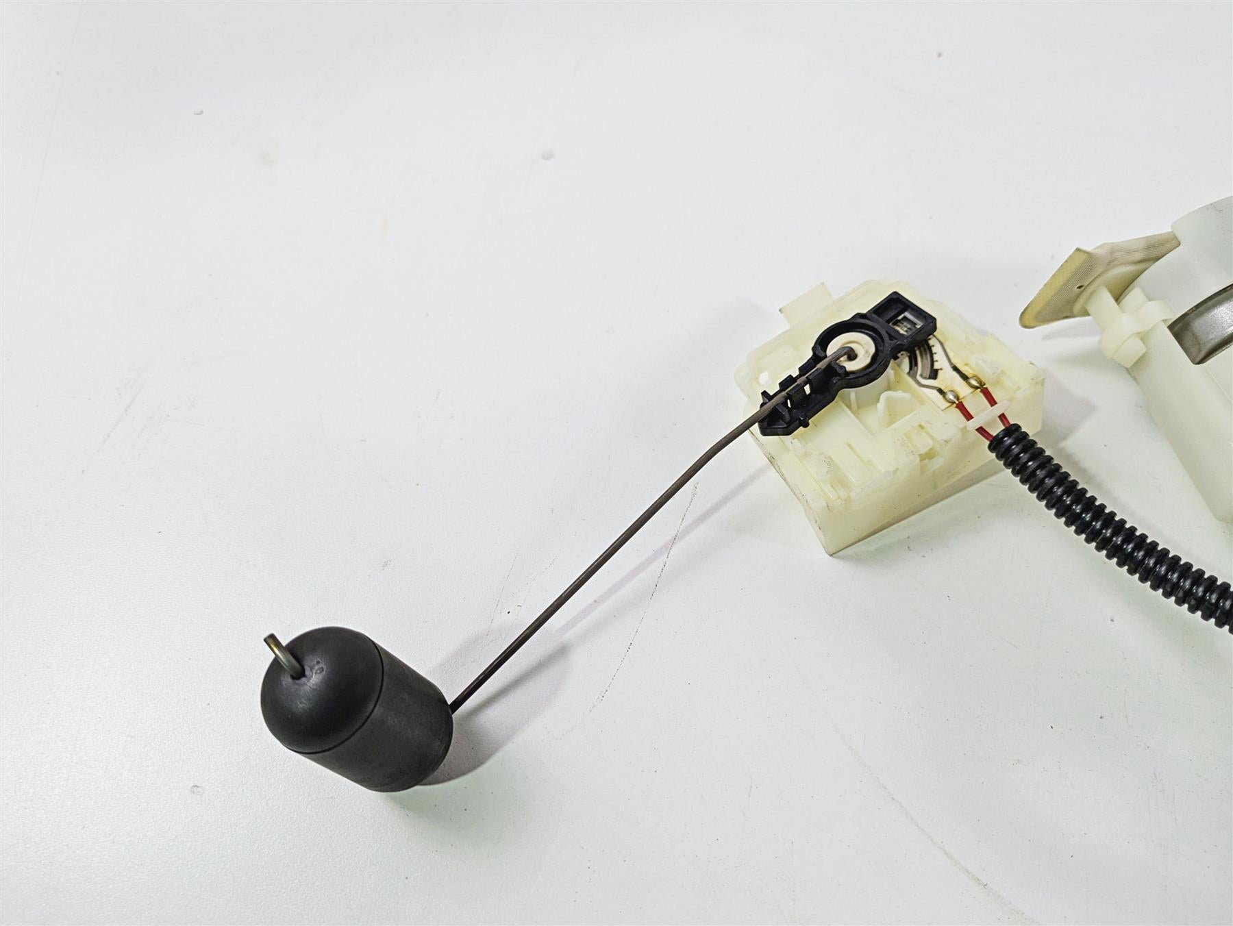 2017 Harley Softail Heritage Classic FLSTC Fuel Gas Pump 75252-11A 75284-08A {{ shop.shopifyCountryName }} - Mototech271