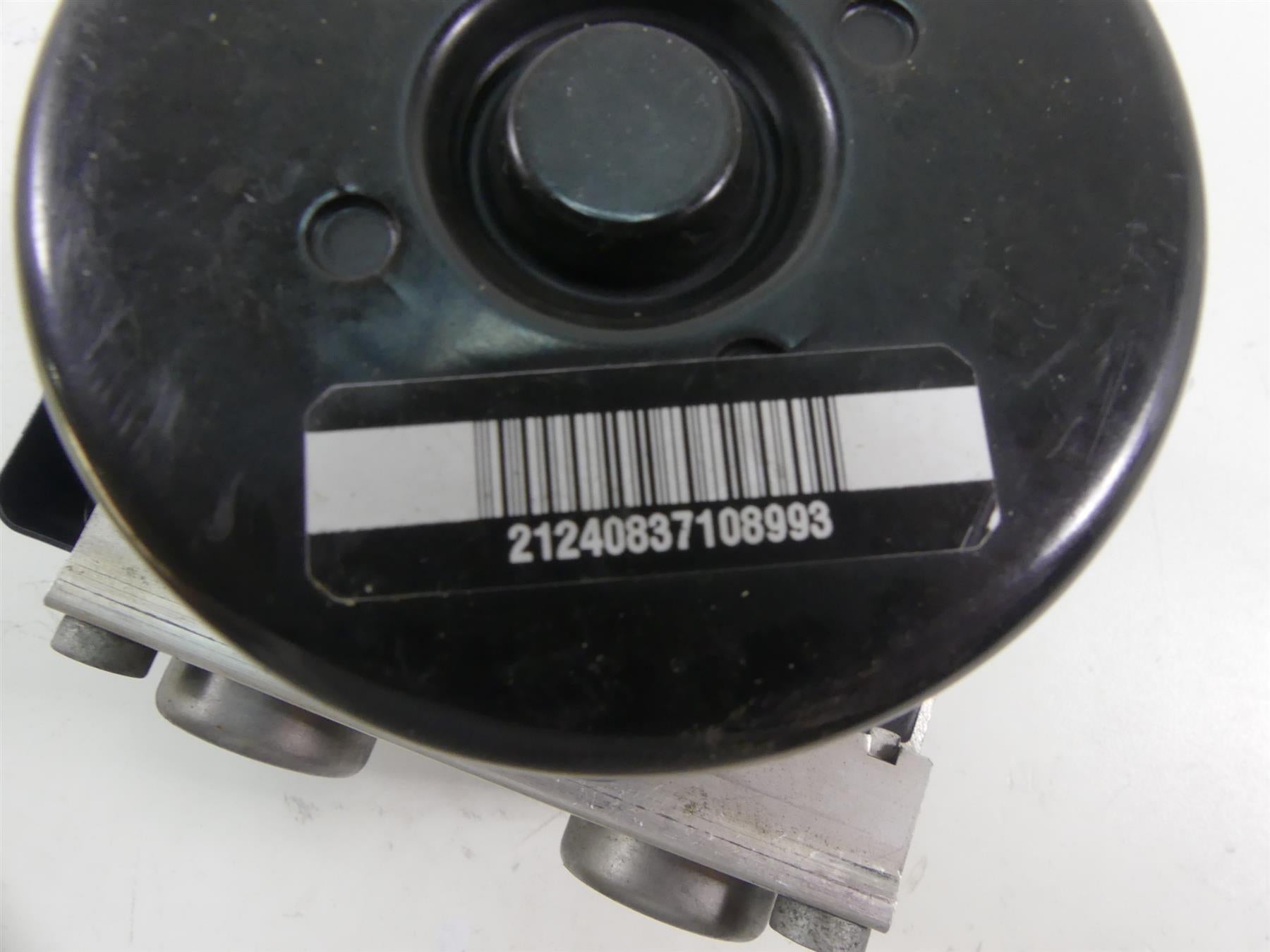 2009 BMW R1200GS K25 Abs Brake Pump Pressure Modulator Module 7682002 7715107 {{ shop.shopifyCountryName }} - Mototech271