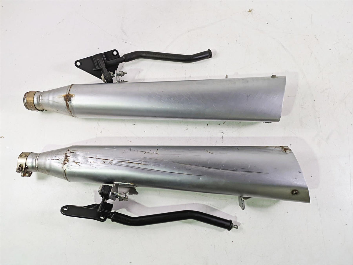 2013 Harley VRSCF Muscle Rod Vance Hines Slip On Muffler Exhaust Set 1801-0343 {{ shop.shopifyCountryName }} - Mototech271