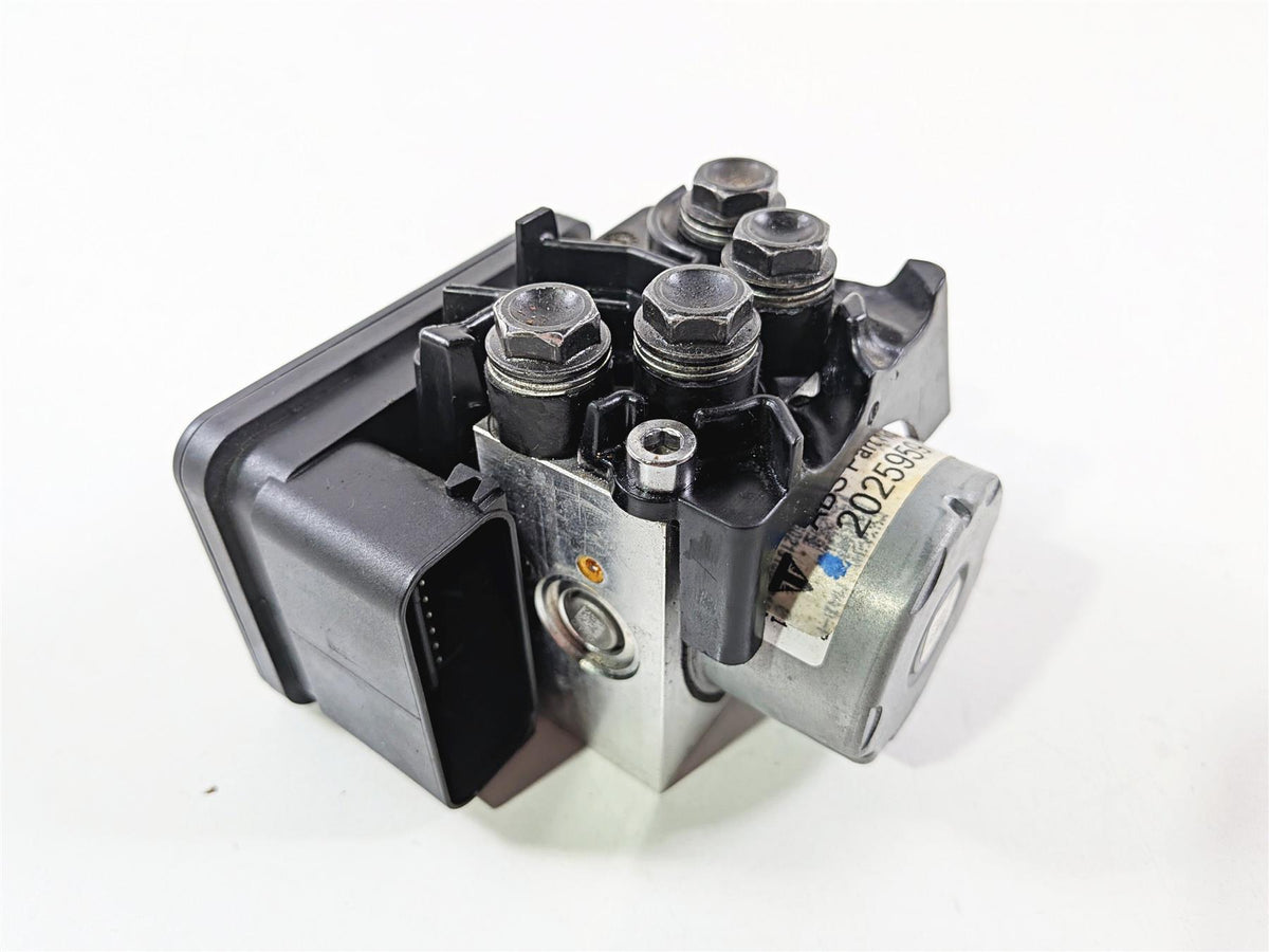 2020 Triumph Street Triple 765RS Abs Brake Module Pump Unit T2025961 T2025959-Mototech271