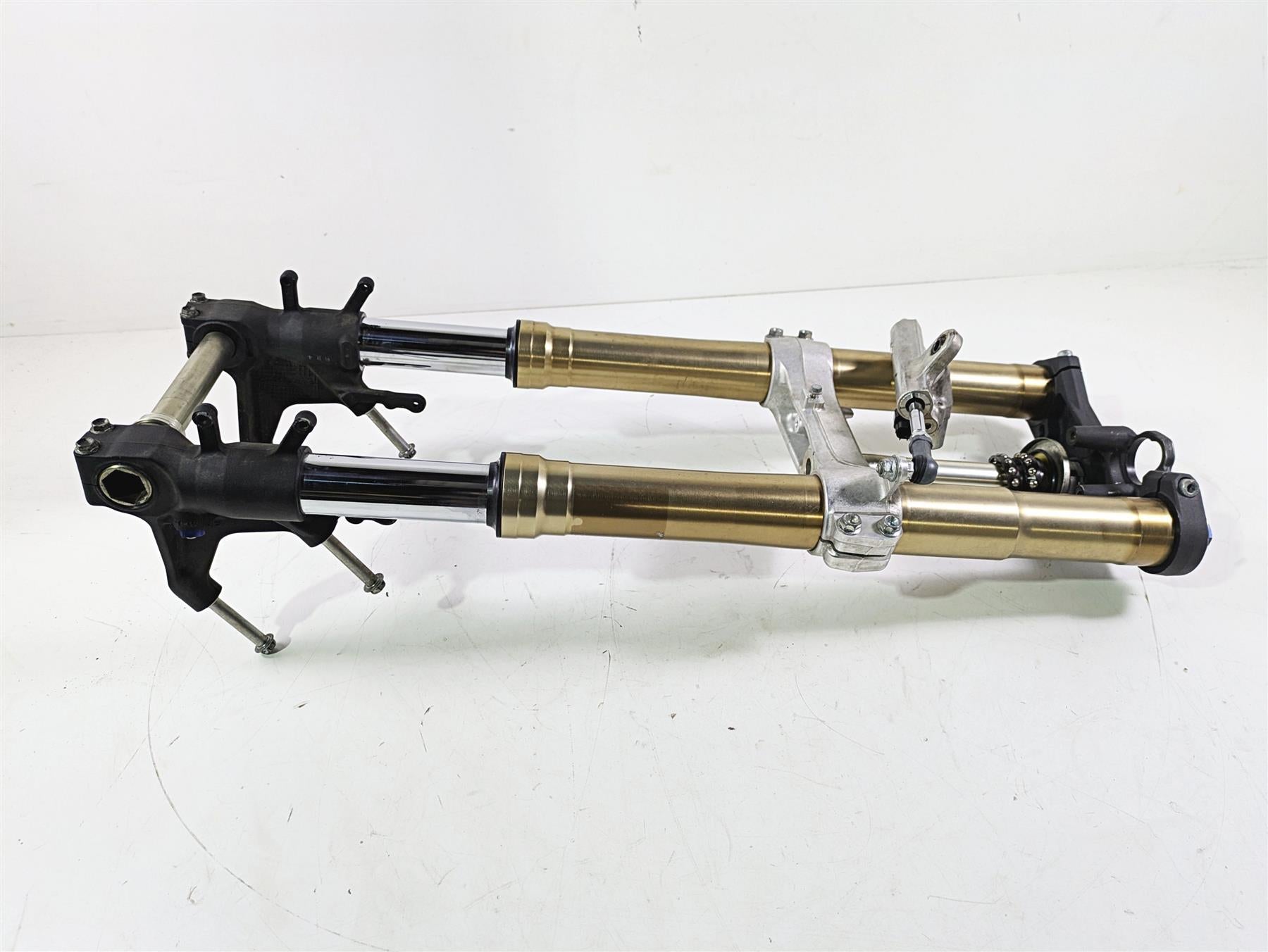 2008 Suzuki GSXR600 Front End Fork Leg Triple Tree Axle 51103-01H10 51104-01H10 {{ shop.shopifyCountryName }} - Mototech271