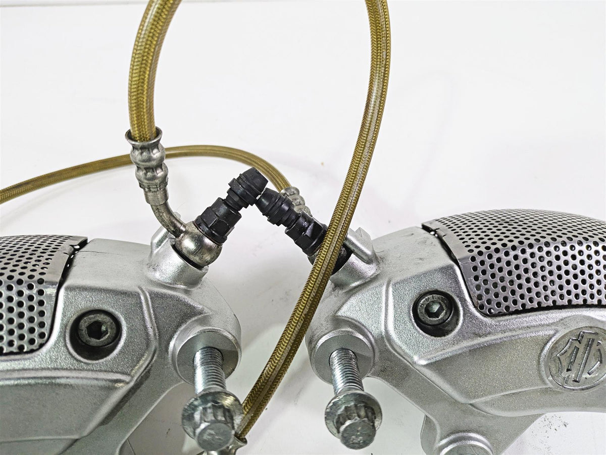 2006 Harley VRSCR Street V-Rod Front Brake Caliper Set Silver 44505-06A 44506-06 {{ shop.shopifyCountryName }} - Mototech271