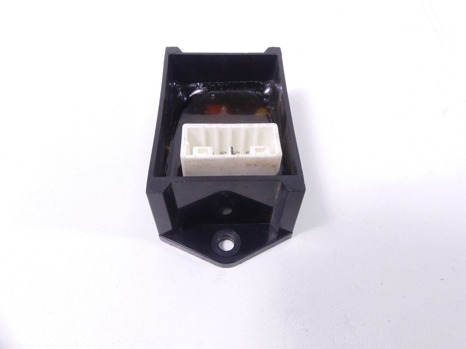 2003 Harley Touring FLHTCI Electra Glide Low Fuel Warning Module 68620-96 {{ shop.shopifyCountryName }} - Mototech271