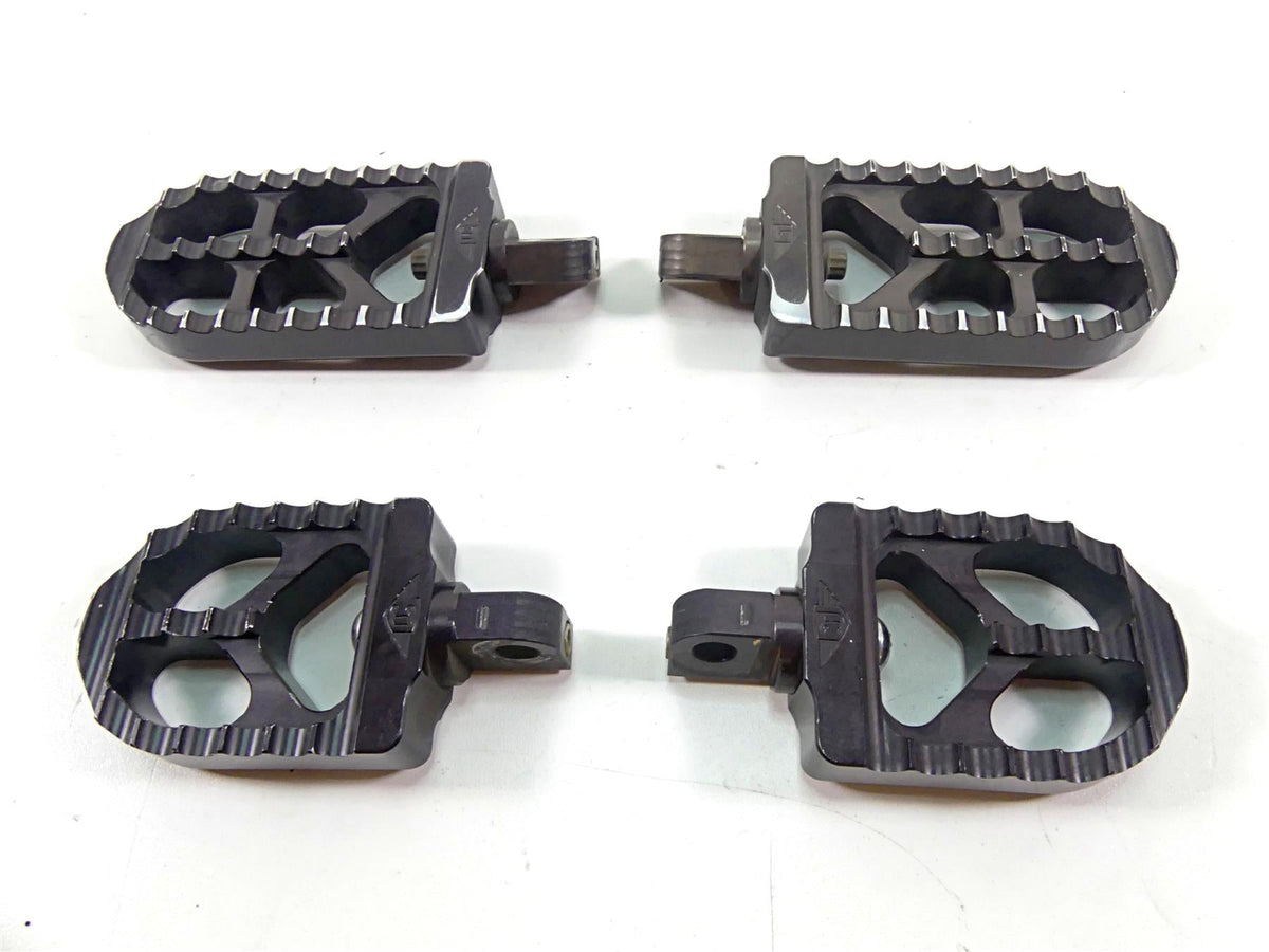 2014 Harley Dyna FXDB Street Bob Joker Machine Adjustable Footpeg Set 08-56-1 {{ shop.shopifyCountryName }} - Mototech271